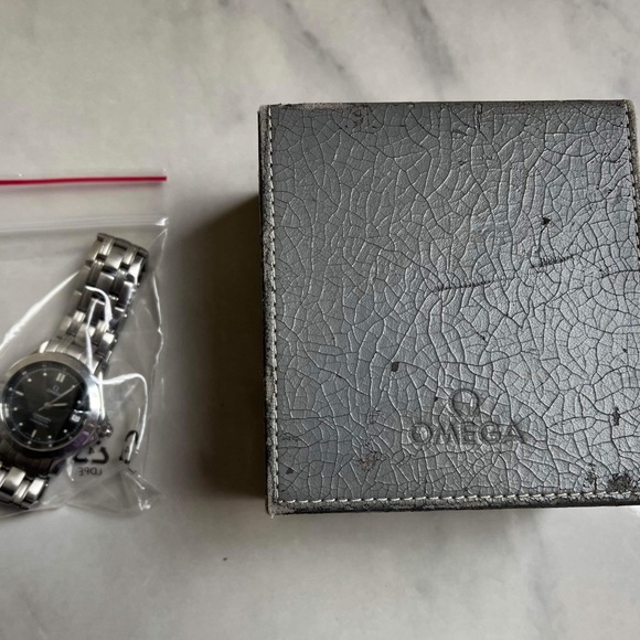 Men’s omega seamaster automatic chronometer Watch - Picture 9 of 15